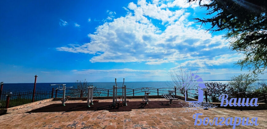 Апартамент с двумя спальнями с видом на море в комплексе Crown Fort Club