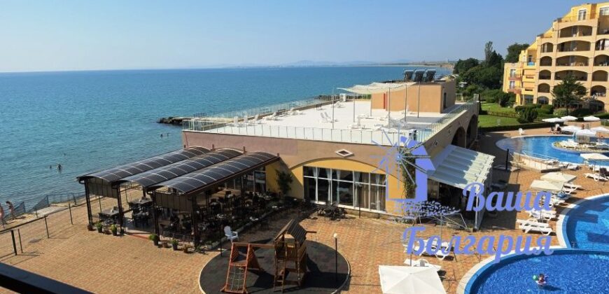 Просторный апартамент с одной спальней в комплексе Midia Grand Resort. Первая линия моря!